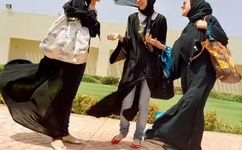 白丝小魔女呻吟浪荡捆绑